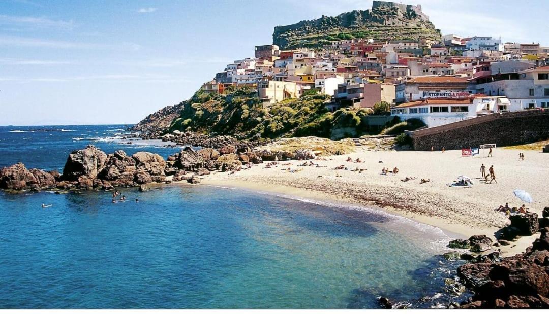 La Tartaruga Spiaggiata - Bilocale Centrale A Pochi Metri Dalla Spiaggia Castelsardo Zewnętrze zdjęcie